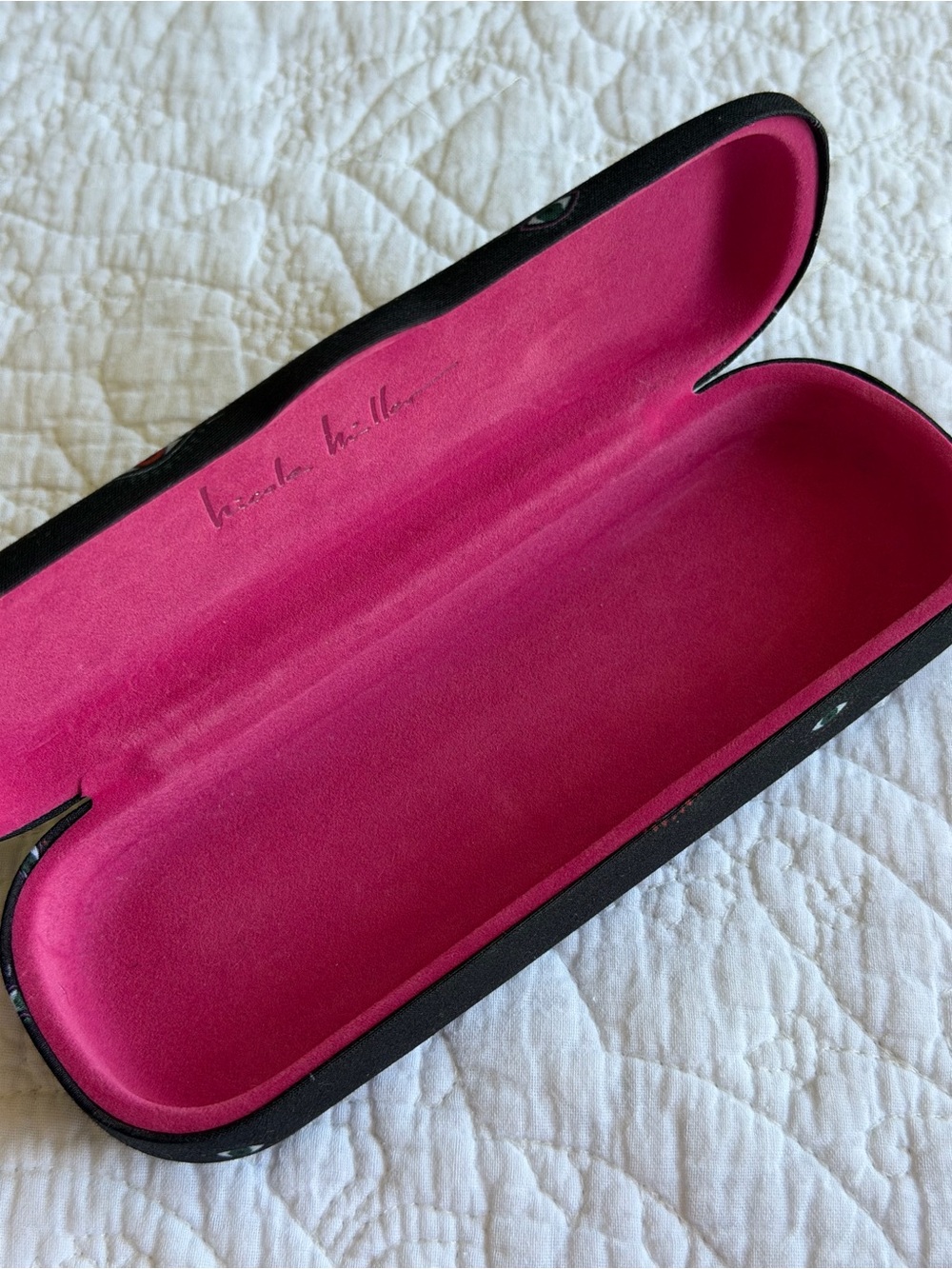 Nicole Miller hard eye glasses case with Multicolor Eye Print - Picture 5 of 5